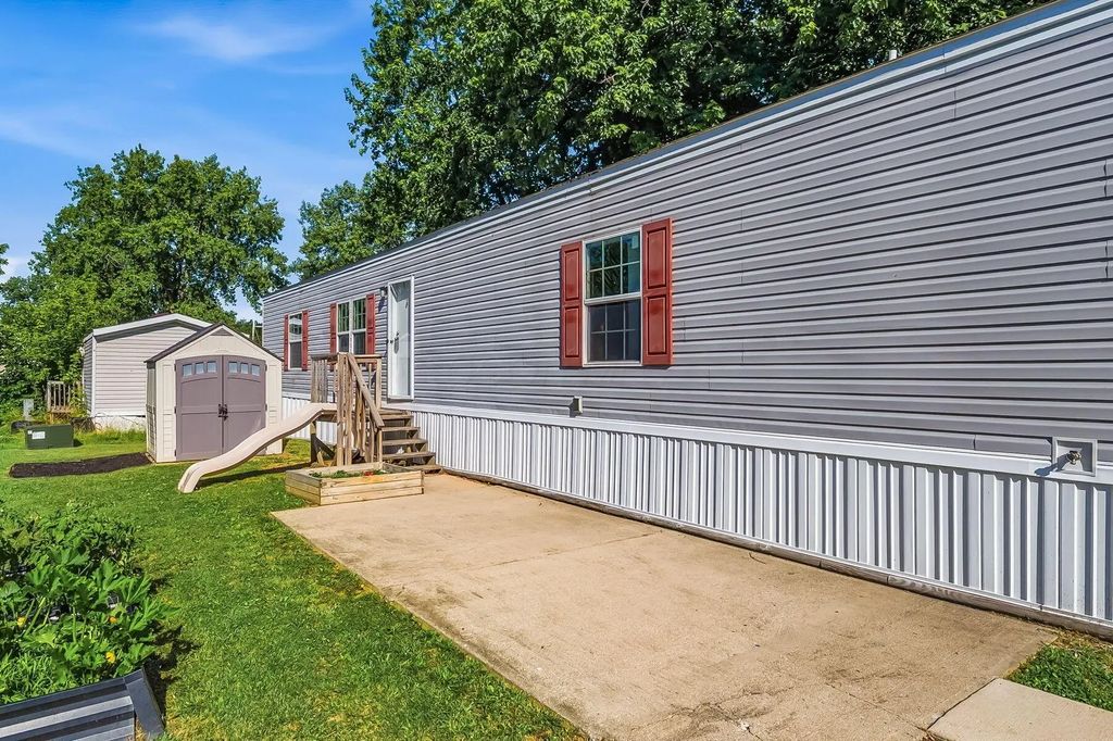 5965 Harrisburg Georgesville Road 102, Darbydale
