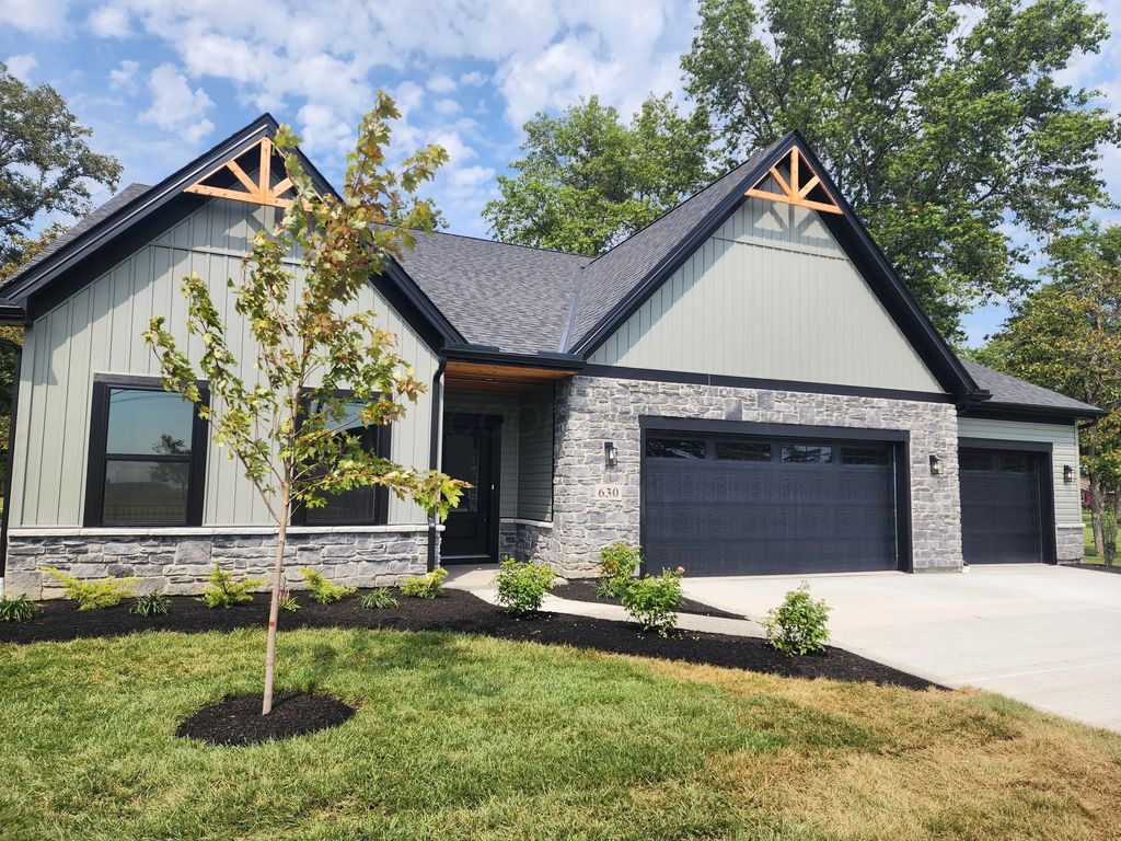 630 W Lake Avenue, Lakeview