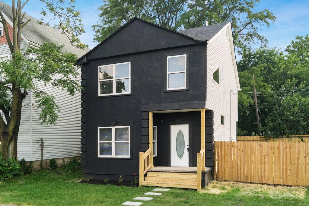 861 Old Leonard Avenue 859, Columbus