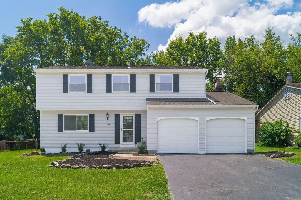 2245 Blue Rock Lane, Grove City