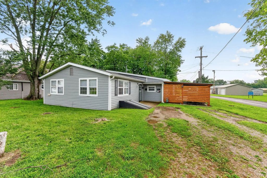 221 Central Avenue, Plain City