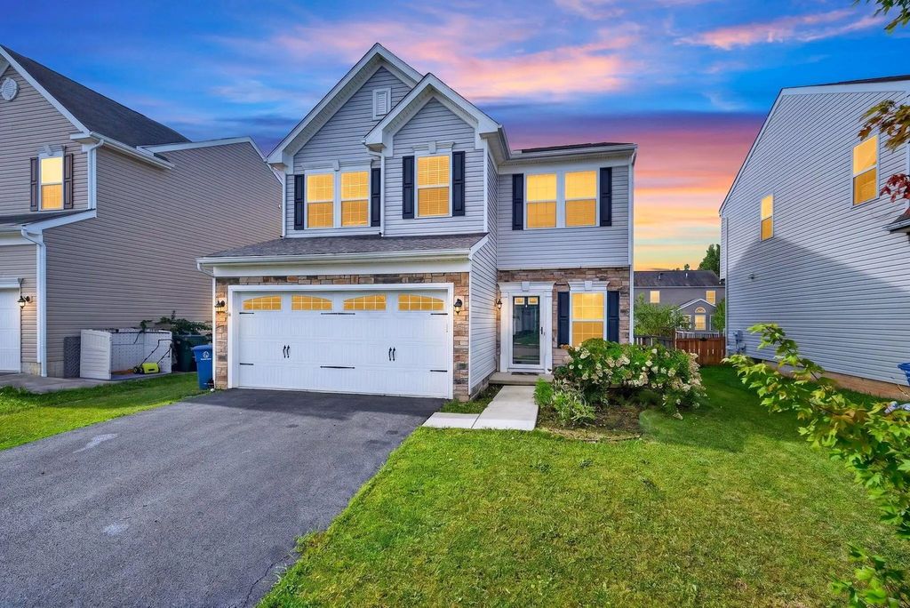 6365 Oak Trail Drive, Galloway