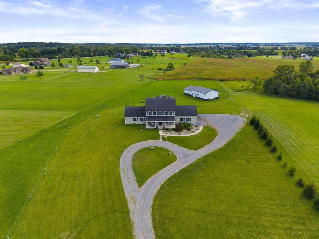 1750 County Road 173, West Liberty
