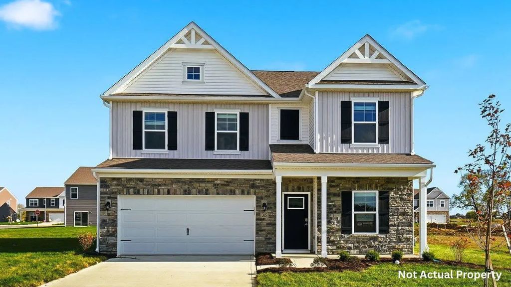 1208 Sherwood Loop, Bellefontaine