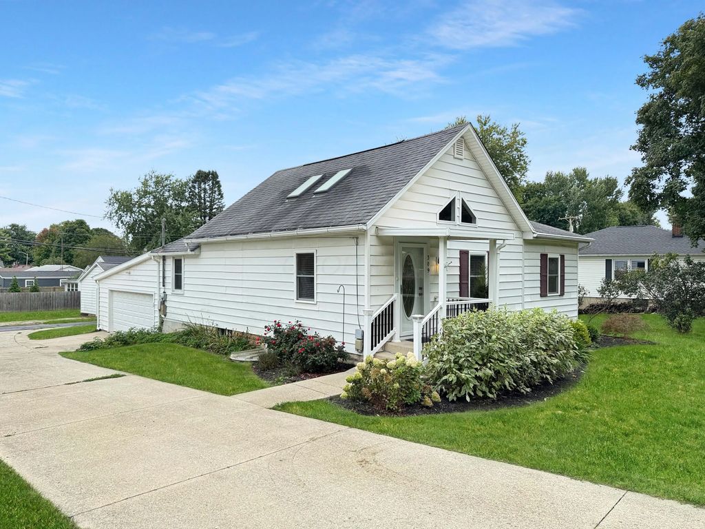 309 Zanesfield Road, West Liberty
