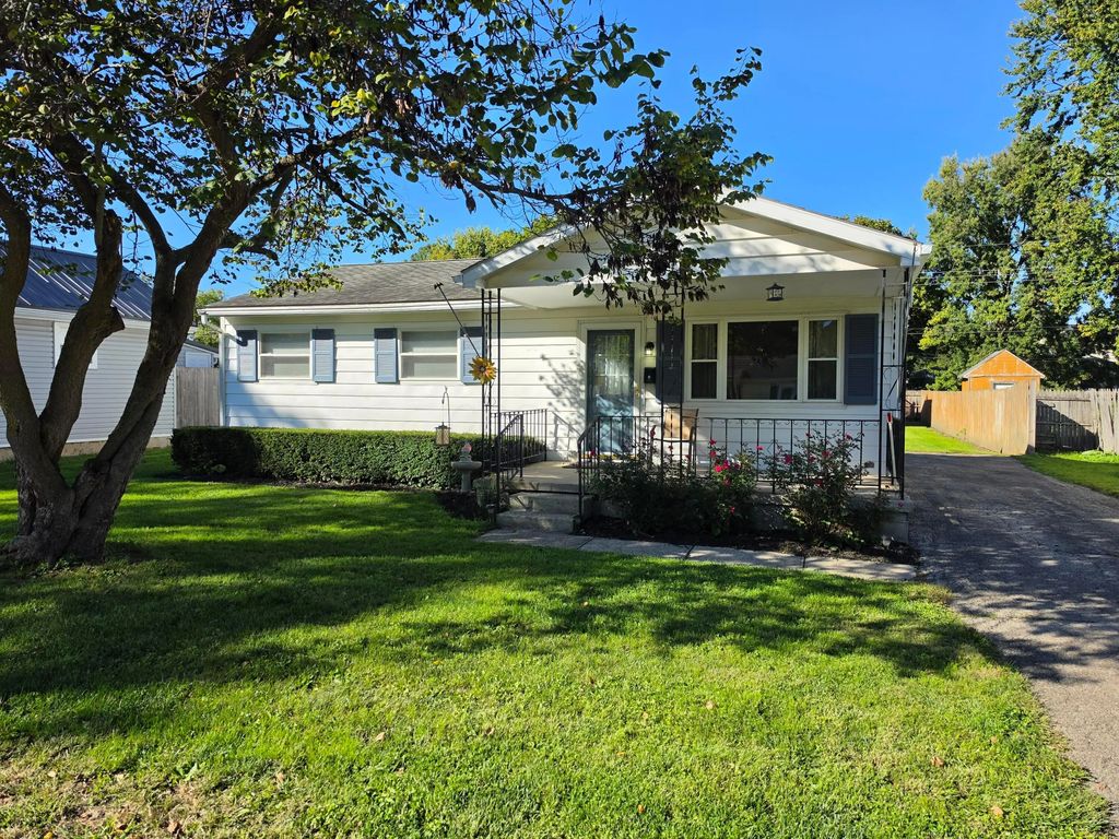 610 Hagenbuch Street, Urbana