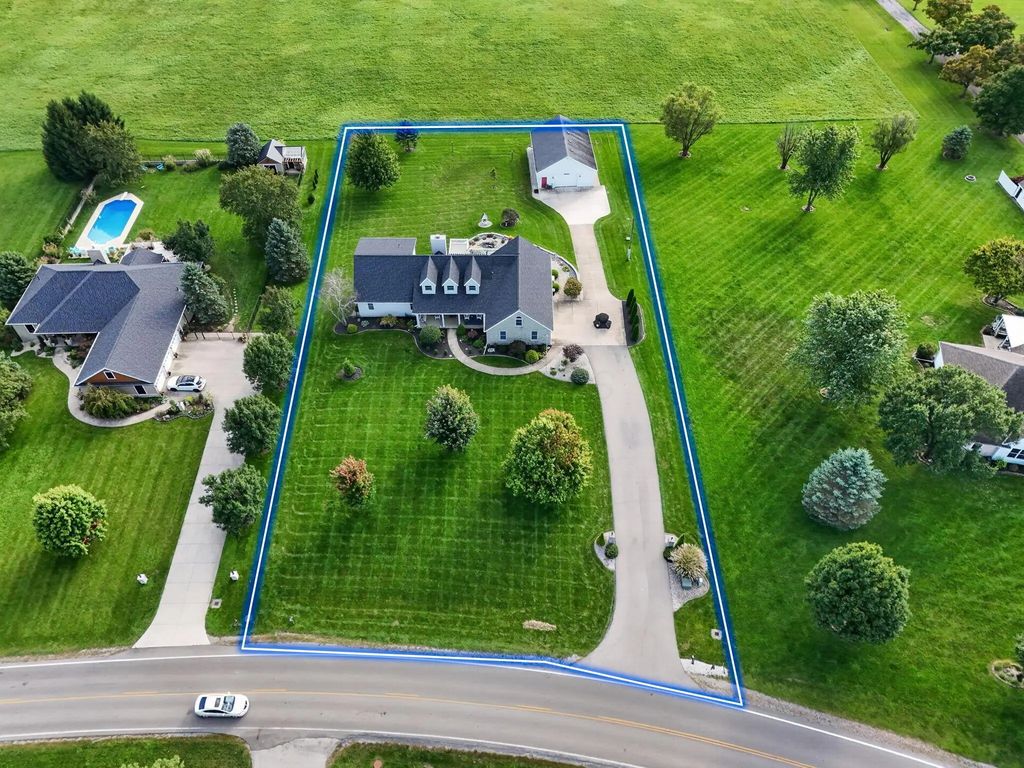 1628 County Road 10, Bellefontaine