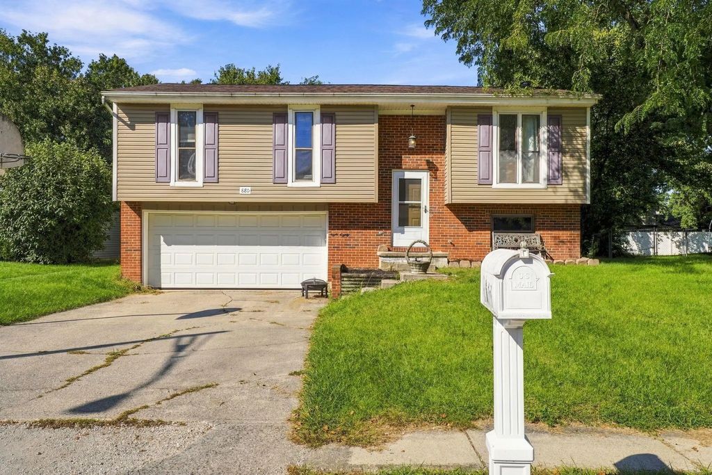 880 Lantern Drive, Marysville