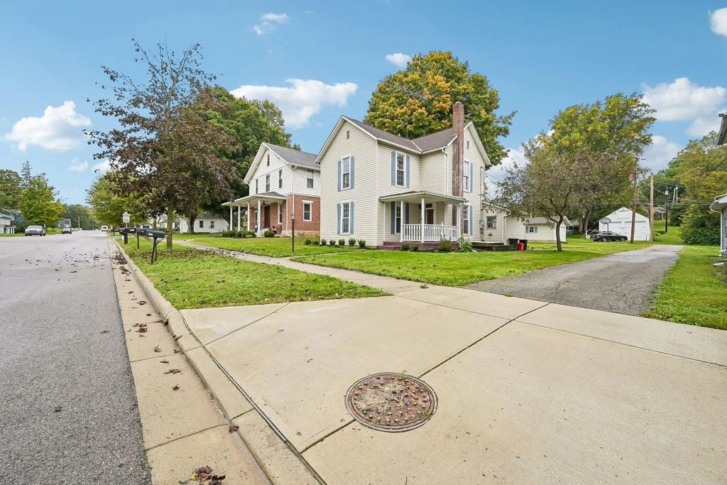 312 W Columbus Street, West Liberty