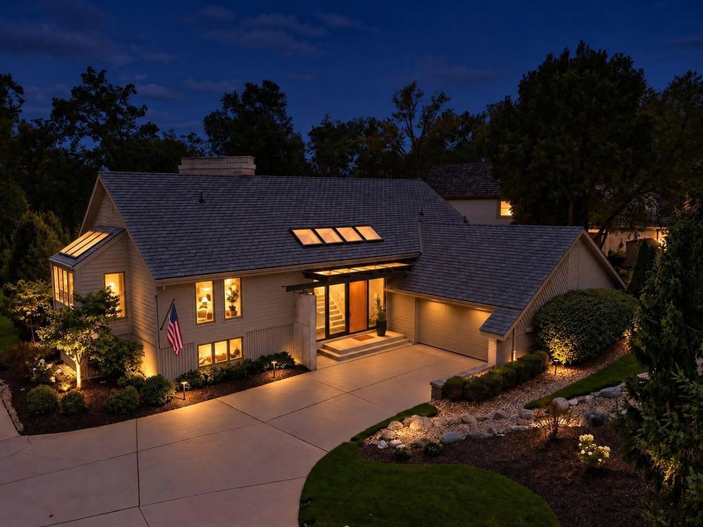5329 Loch Leven Court, Dublin