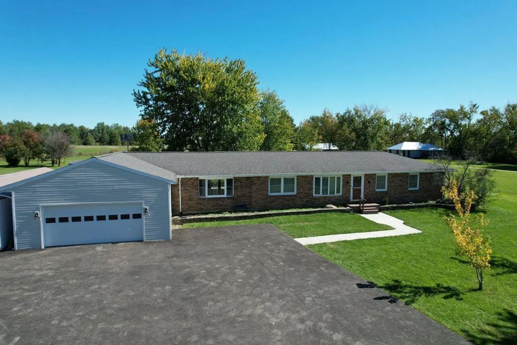 17478 Paver Barnes Road, Marysville