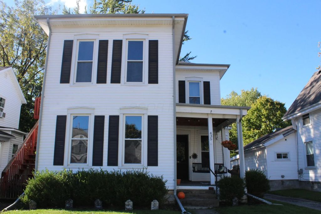 435 E Church Street, Urbana