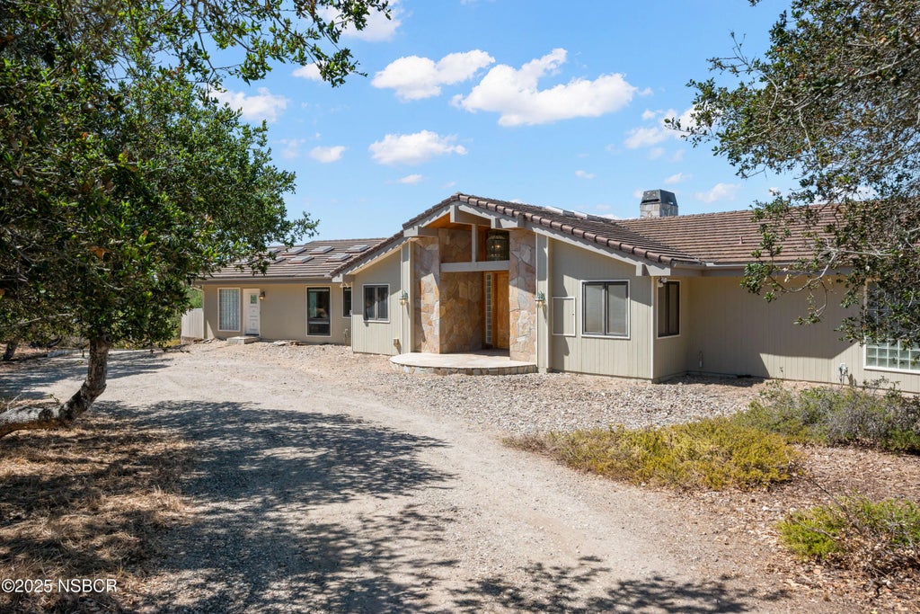 2775 Wild Oak Rd, Lompoc