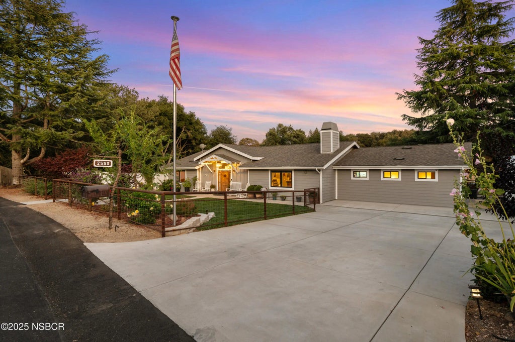 2550 Elk Grove Road, Solvang