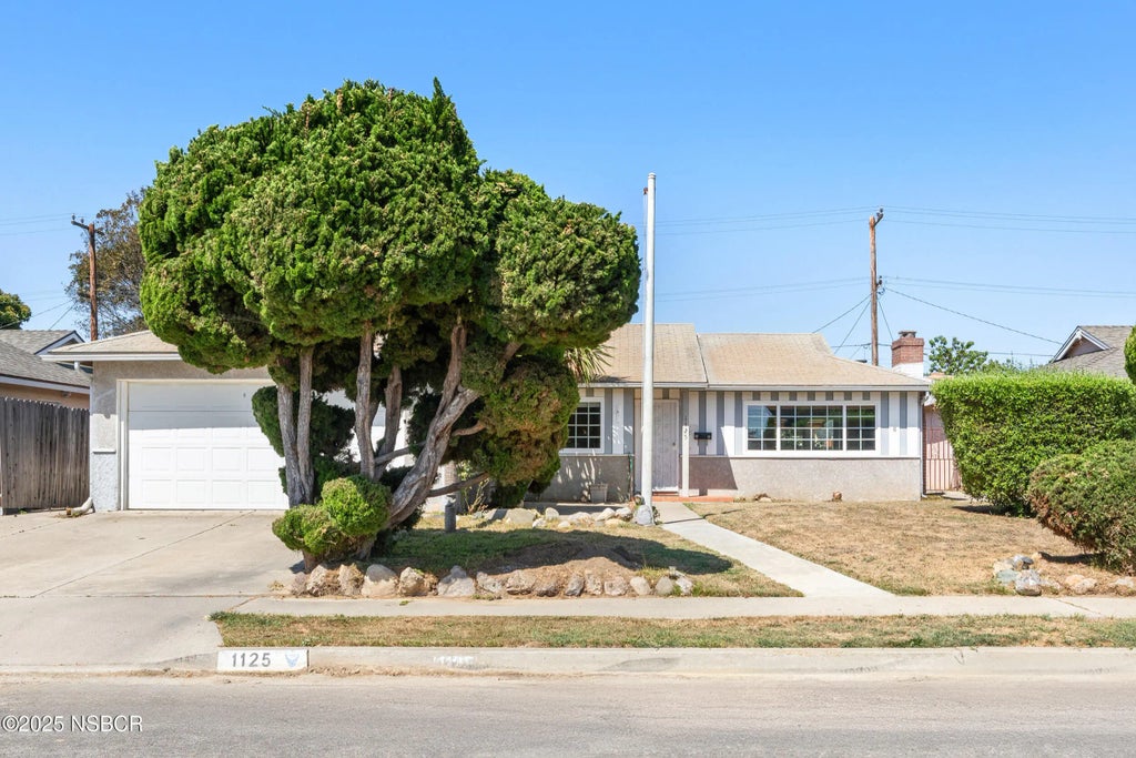 1125 N Lupine Street, Lompoc