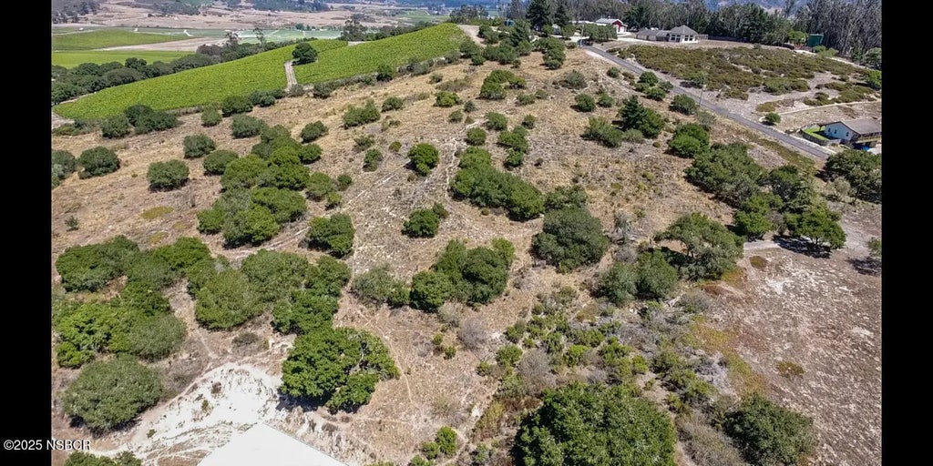 1990 Tularosa Road #4, Lompoc