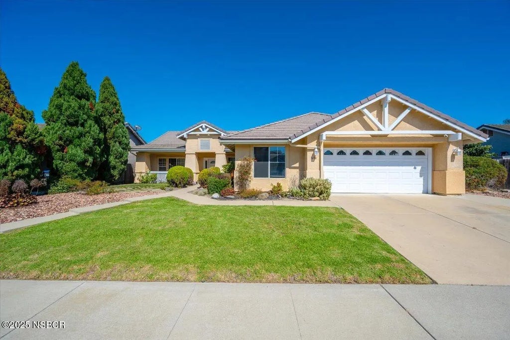 1036 Armstrong Street, Lompoc