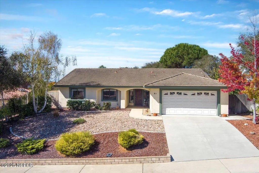 61 Galaxy Way, Lompoc