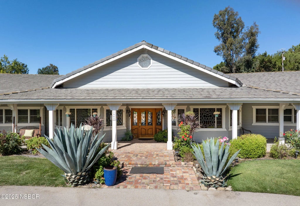 1665 N Refugio Road, Santa Ynez