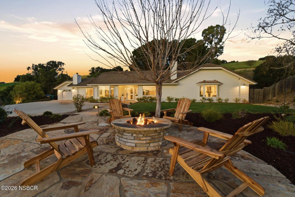 1867 Ringsted Drive, Solvang