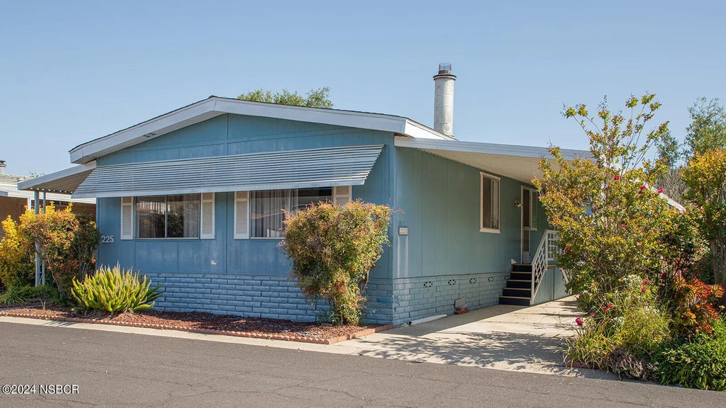 330 W Highway 246 225, Buellton