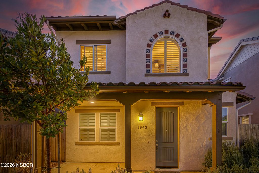 1943 Sterling Place, Santa Maria