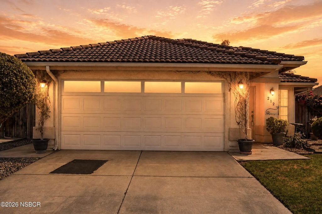 212 Varner Court, Santa Maria