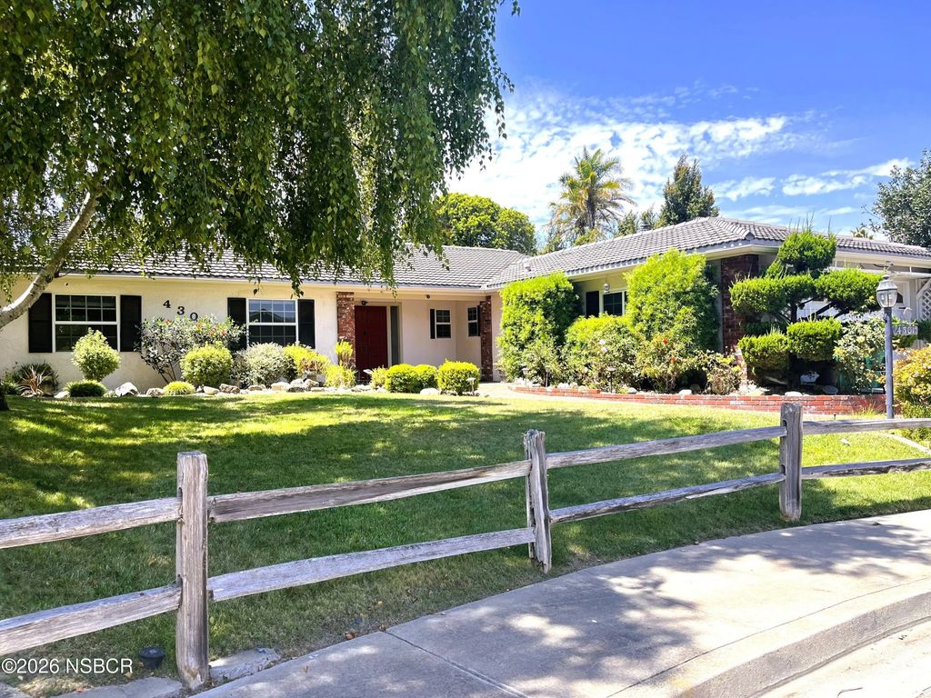 4301 Lynnhurst Circle, Santa Maria