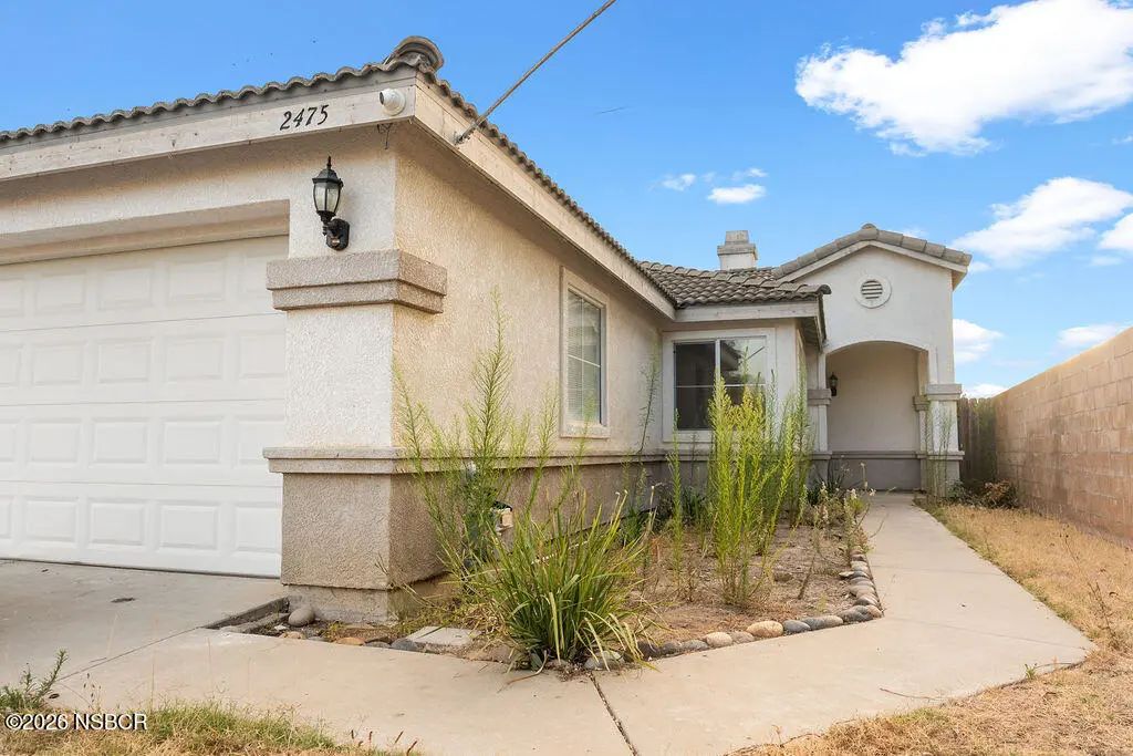 2475 Acacia Street, Santa Maria