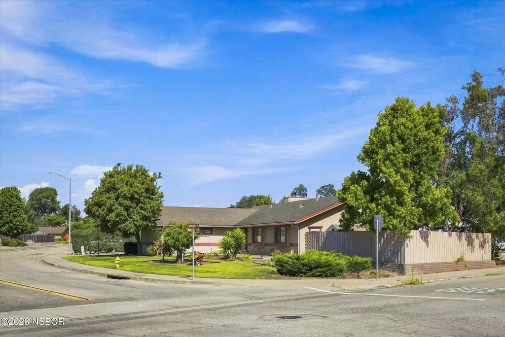 1224 Woodmere Road, Santa Maria
