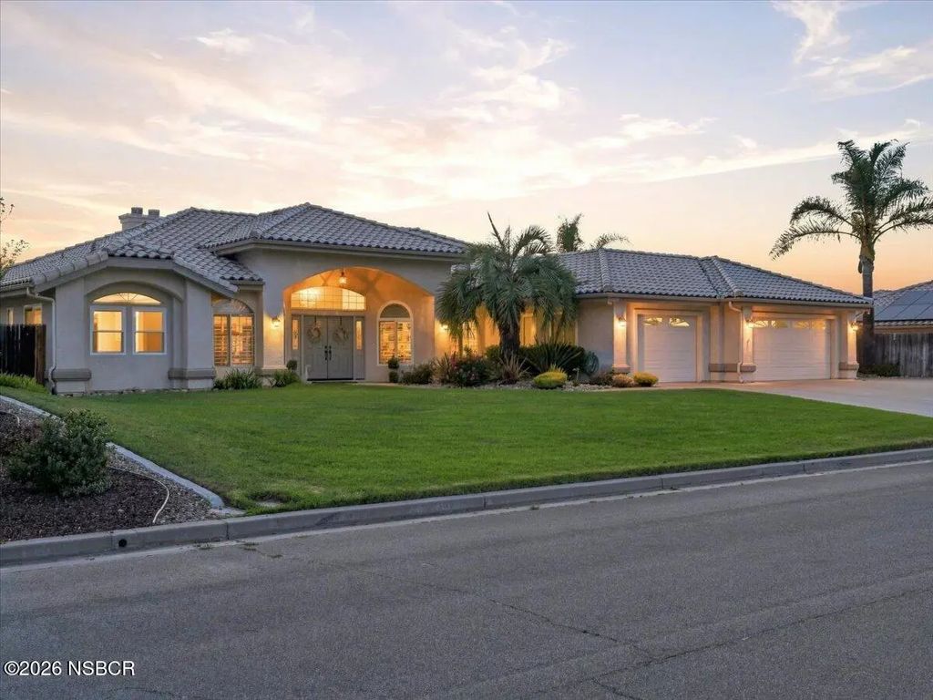 4389 Kris Drive, Santa Maria