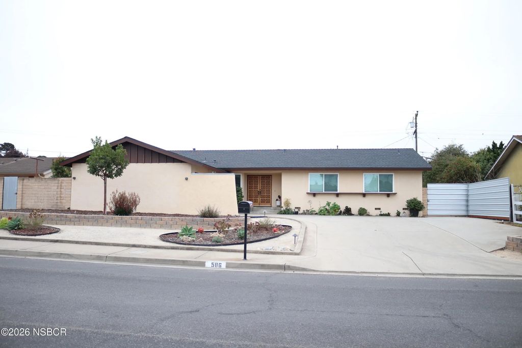 586 Poppy Lane, Santa Maria