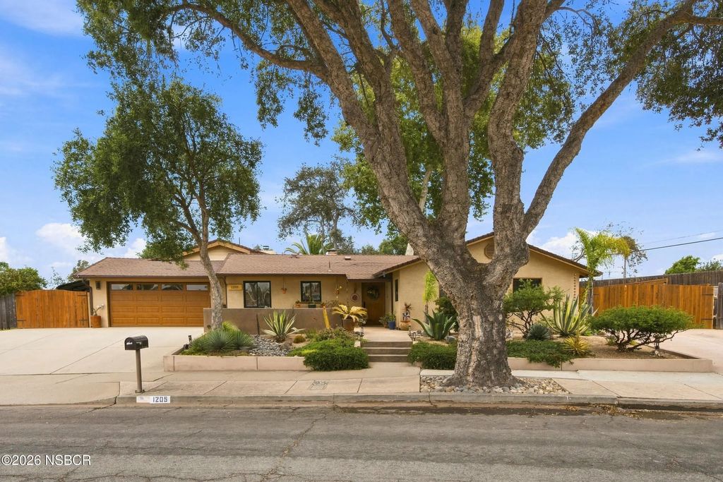 1205 Barnette Road, Santa Maria