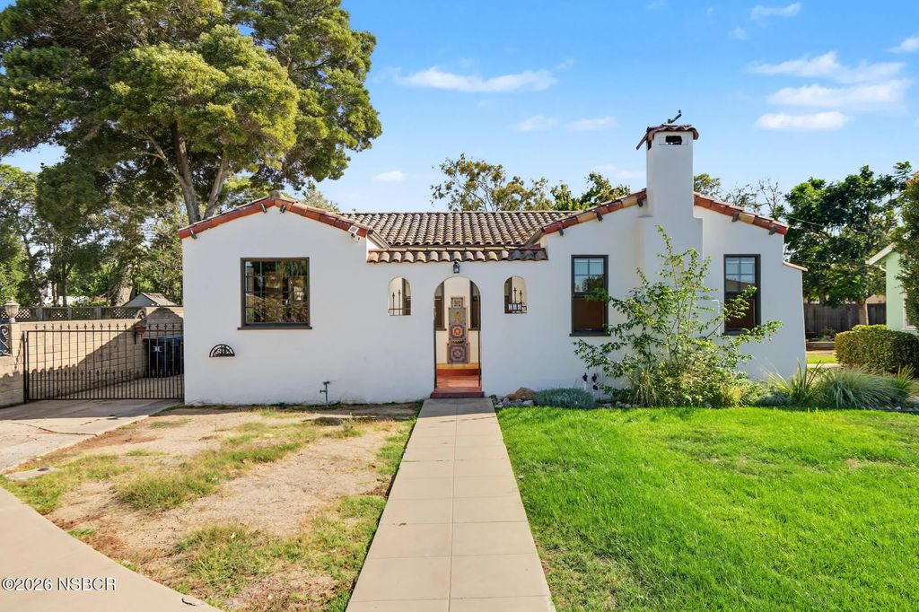 144 Palm Court Drive, Santa Maria