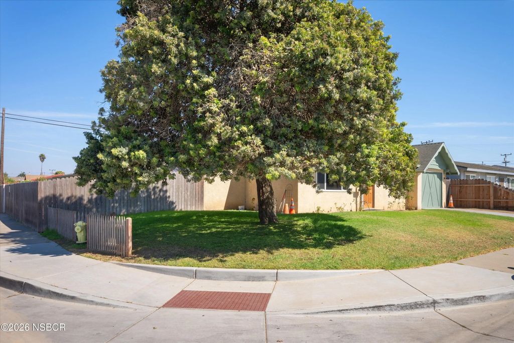 1310 N Mary Drive, Santa Maria