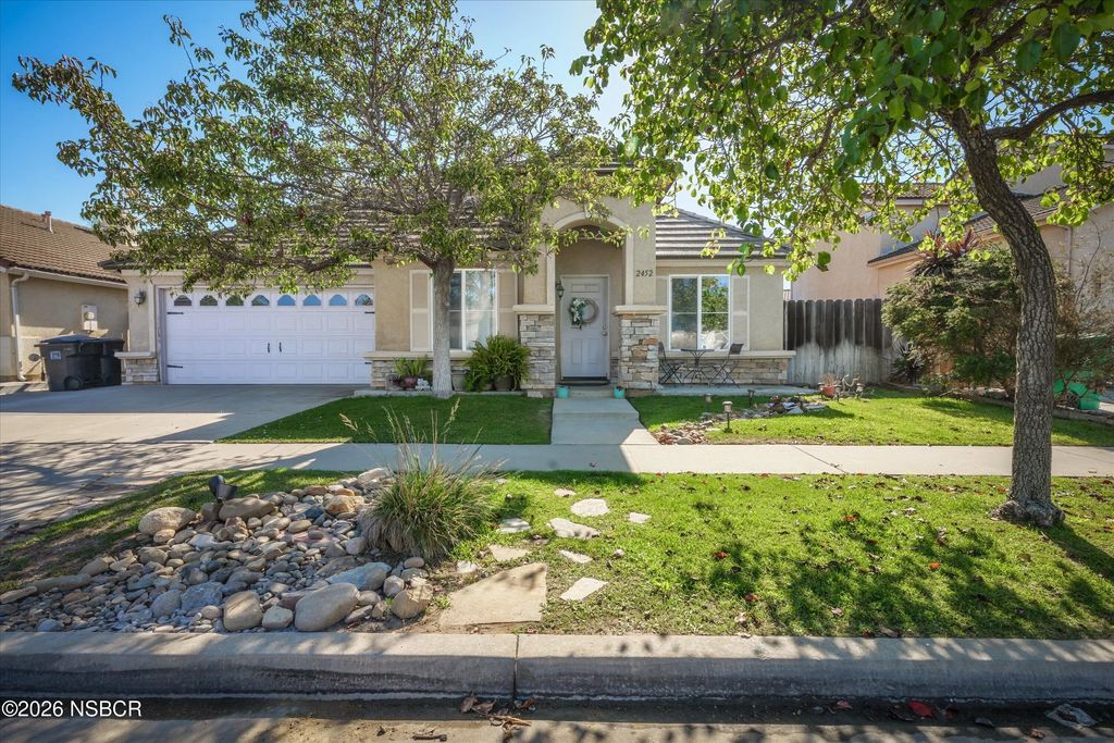 2452 Darbeton Avenue, Santa Maria