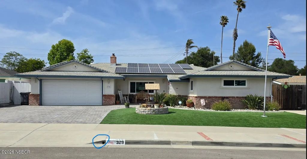 329 Hobbs Lane, Santa Maria
