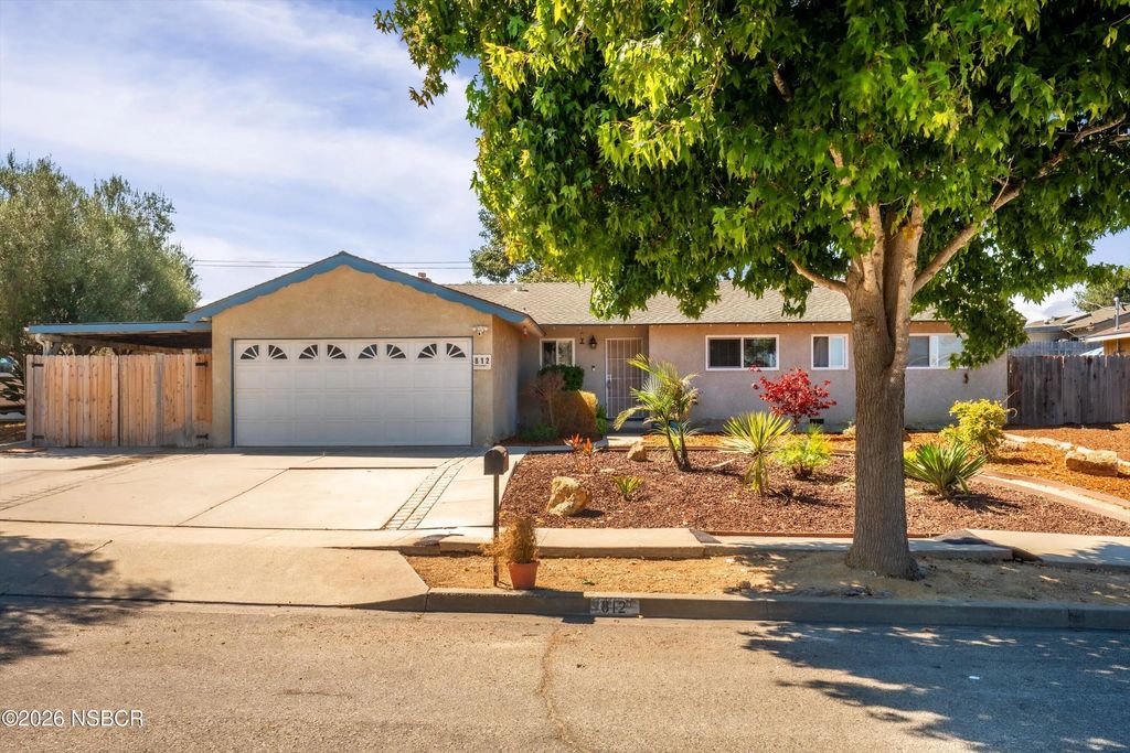 812 Francine Lane, Santa Maria