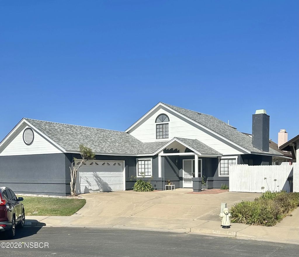 1404 Lark Court, Santa Maria