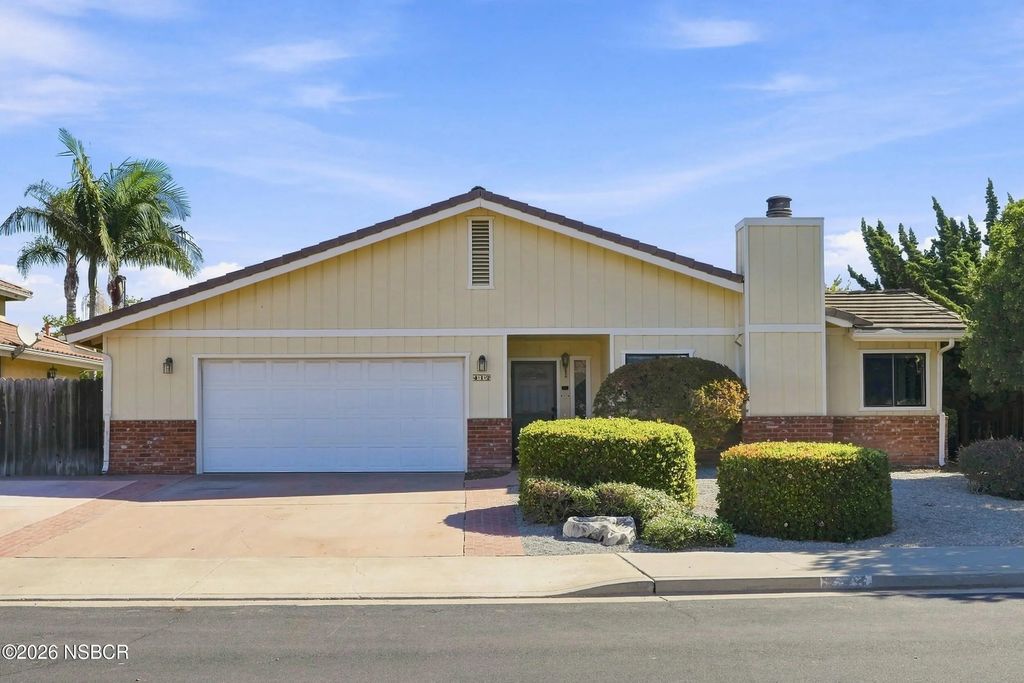 412 Pam Court, Santa Maria