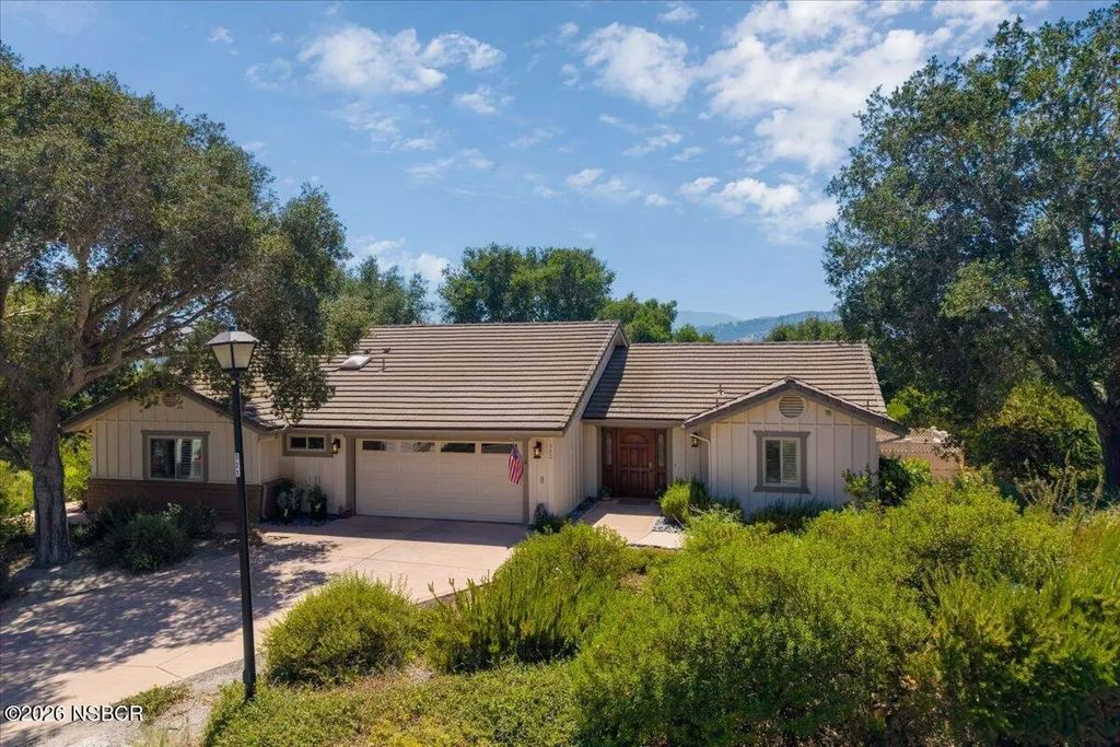 662 Hillside Drive, Solvang