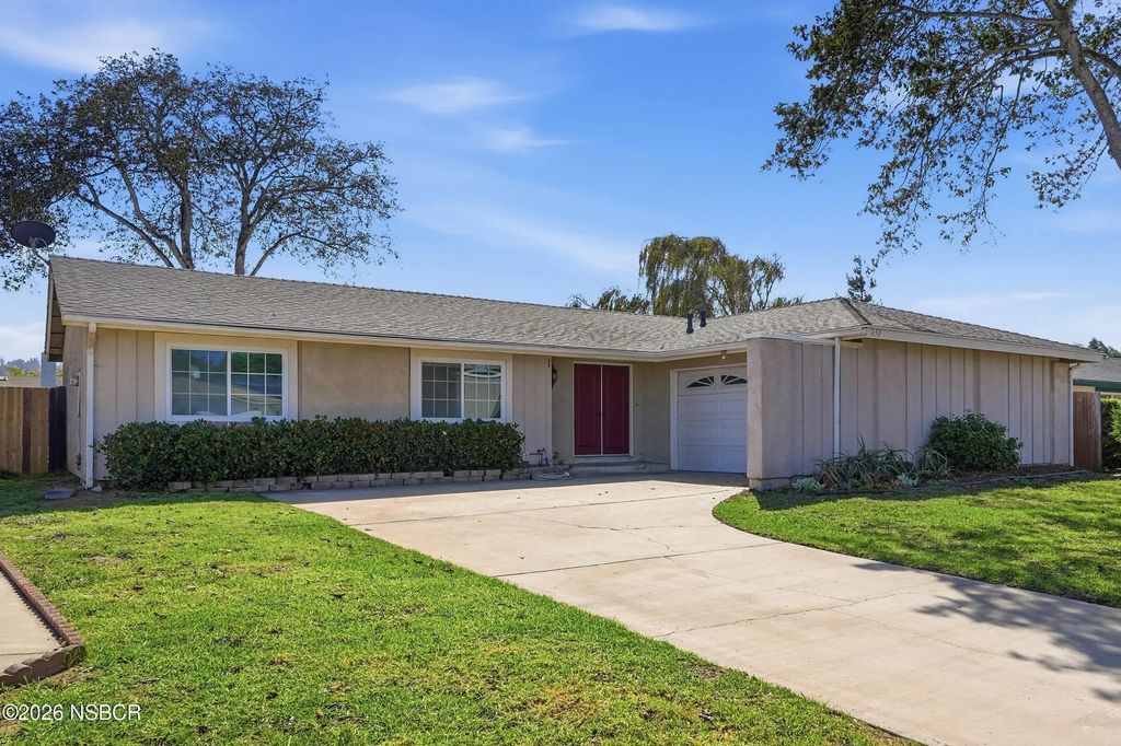 450 Mountain View Drive, Santa Maria