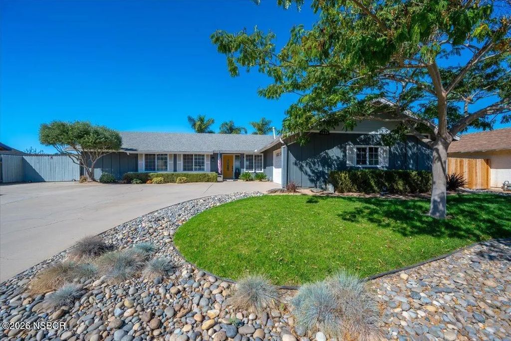 4613 Kenneth Avenue, Santa Maria