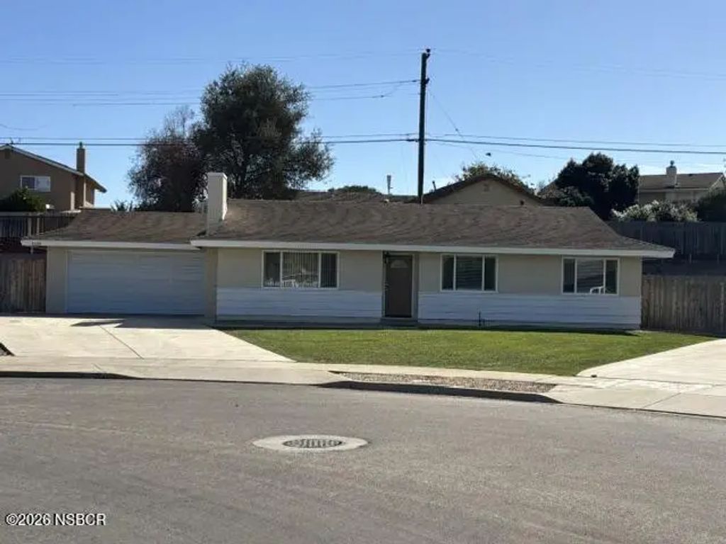 4648 Laurelwood Drive, Santa Maria