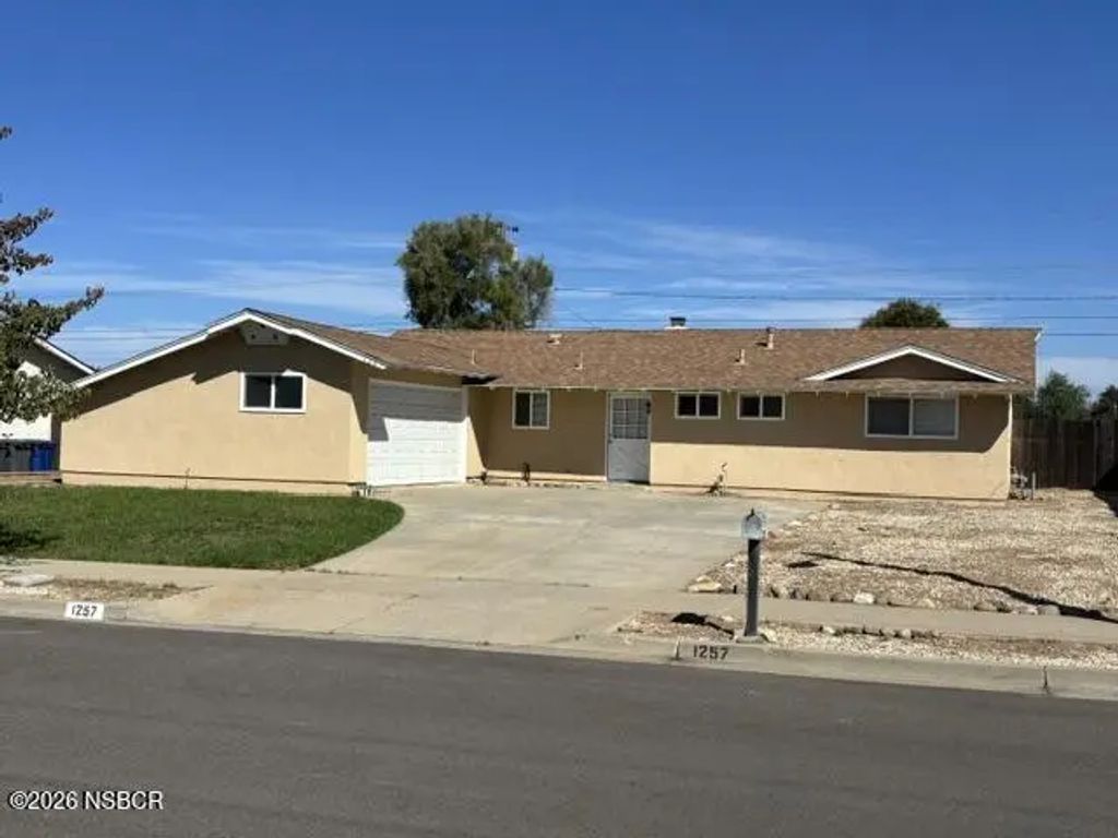 1257 Ken Avenue, Santa Maria