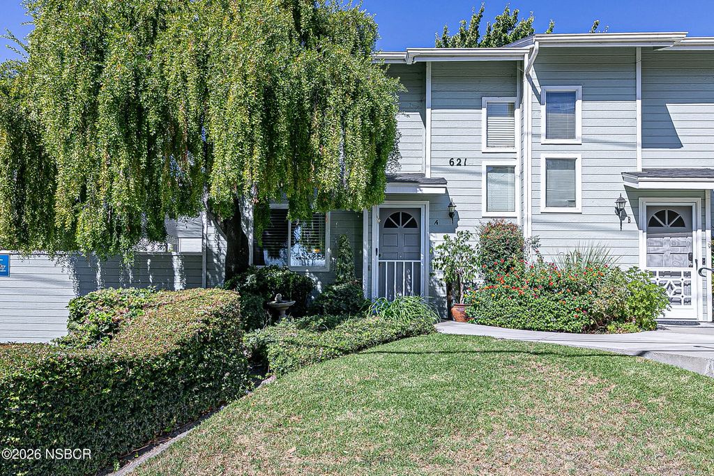 621 Central Avenue A, Buellton