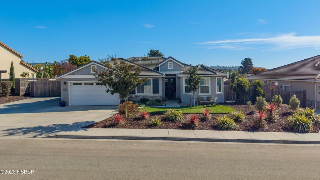1020 Shultz Lane, Santa Maria