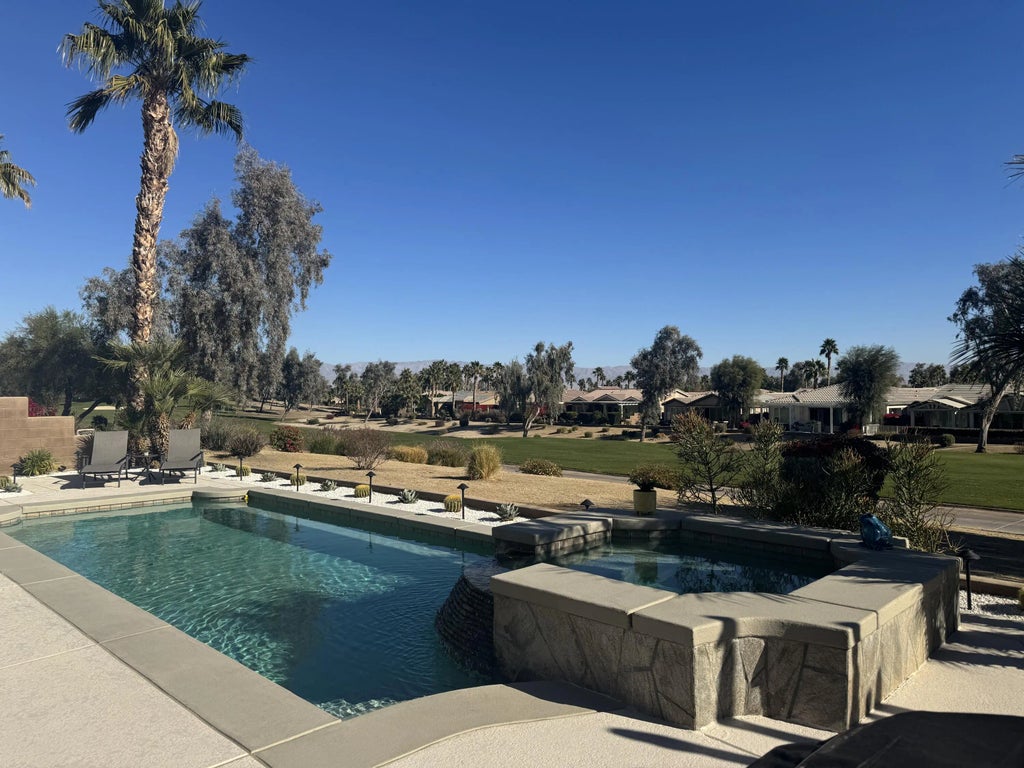 61722 Topaz Drive, La Quinta