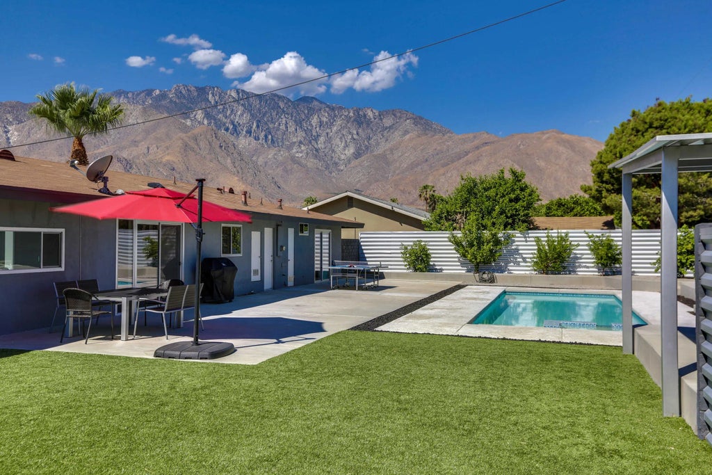 490 Molino Road E, Palm Springs