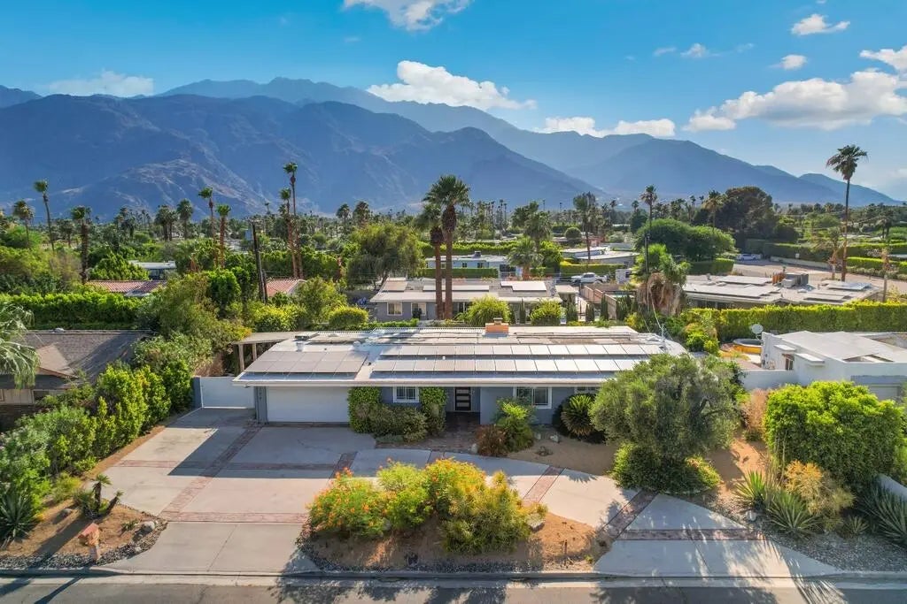 1177 Sunrise Way N, Palm Springs